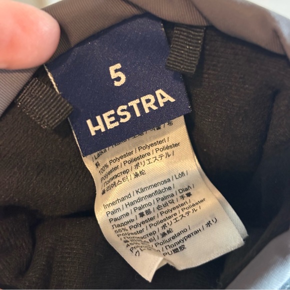 Hestra Gauntlet CZone Junior Ski Gloves Black Graphite Size 5 8-9 Years - Picture 6 of 6